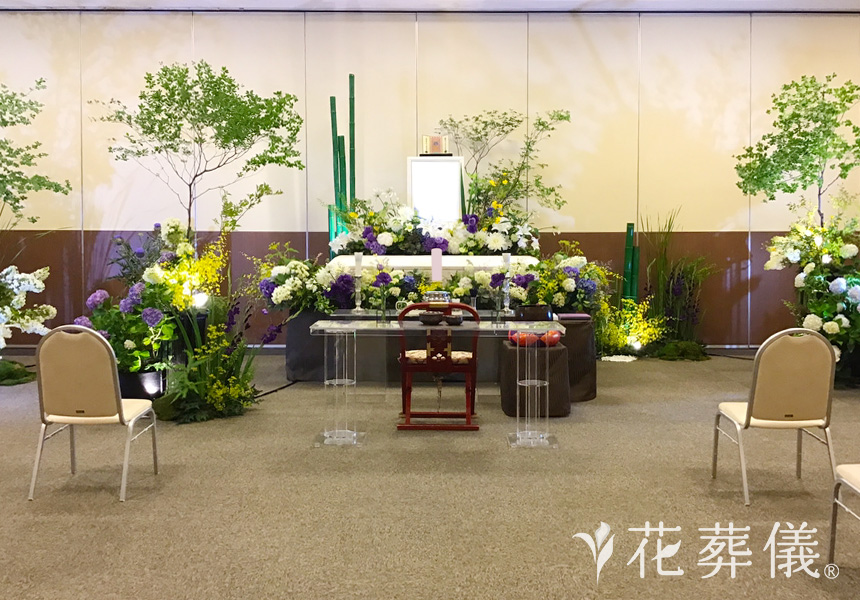 山寺のようなの花祭壇