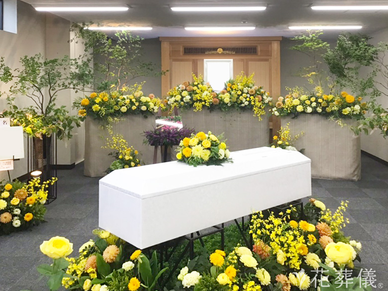 新東松山斎場で葬儀を行ったお客様の祭壇写真01