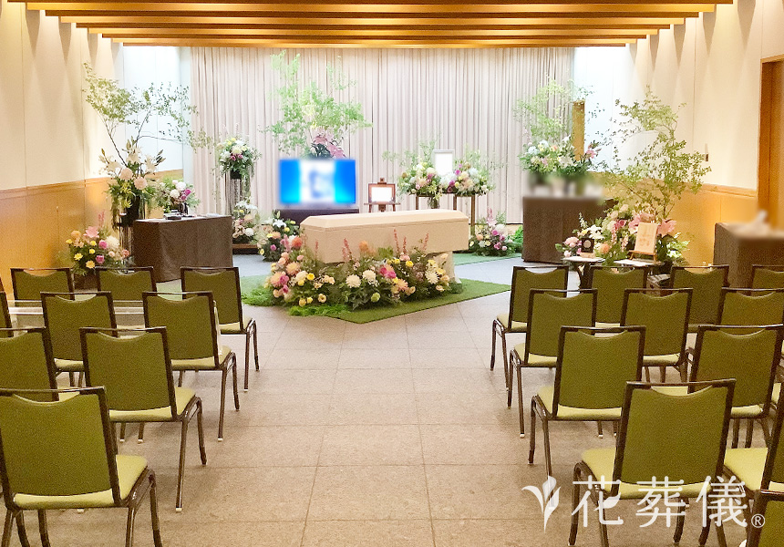 軌跡を辿るの花祭壇