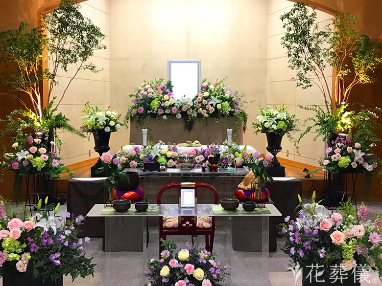 野田市斎場で葬儀を行ったお客様の祭壇写真01