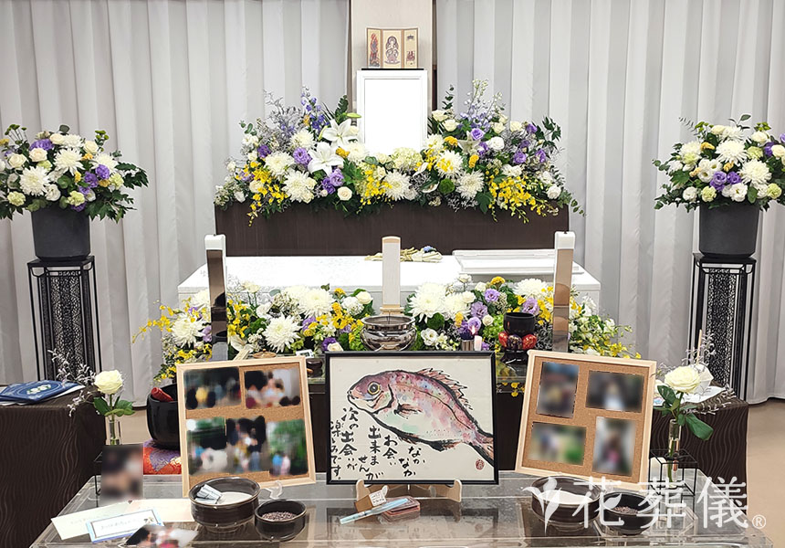 いかがお過ごしですかの花祭壇