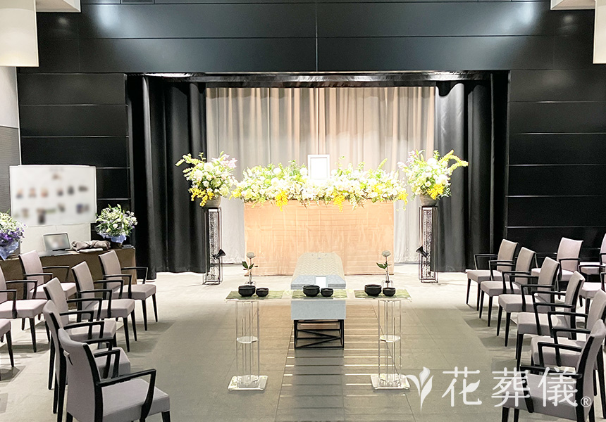 謙虚さの花祭壇