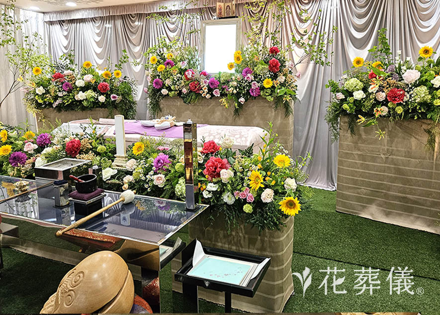 初夏のドックランの花祭壇