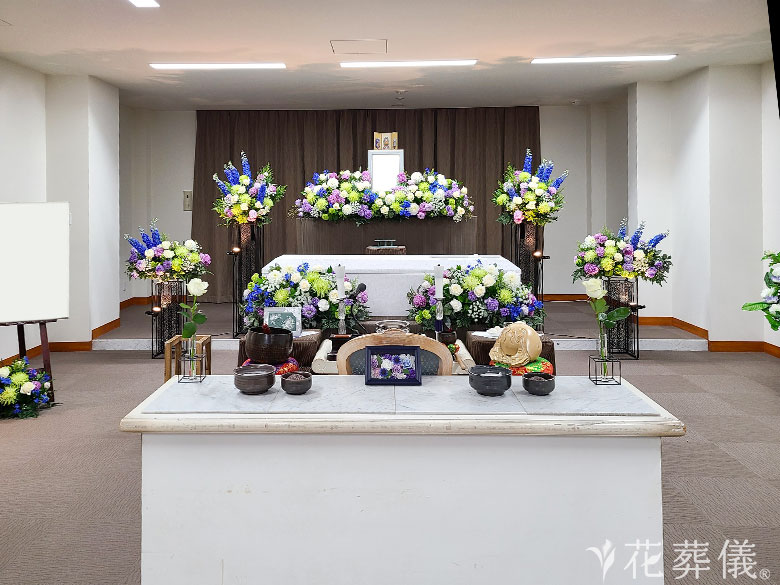 東松山斎場で葬儀を行ったお客様の祭壇写真01