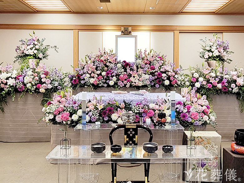 和田堀廟所で葬儀を行ったお客様の祭壇写真02