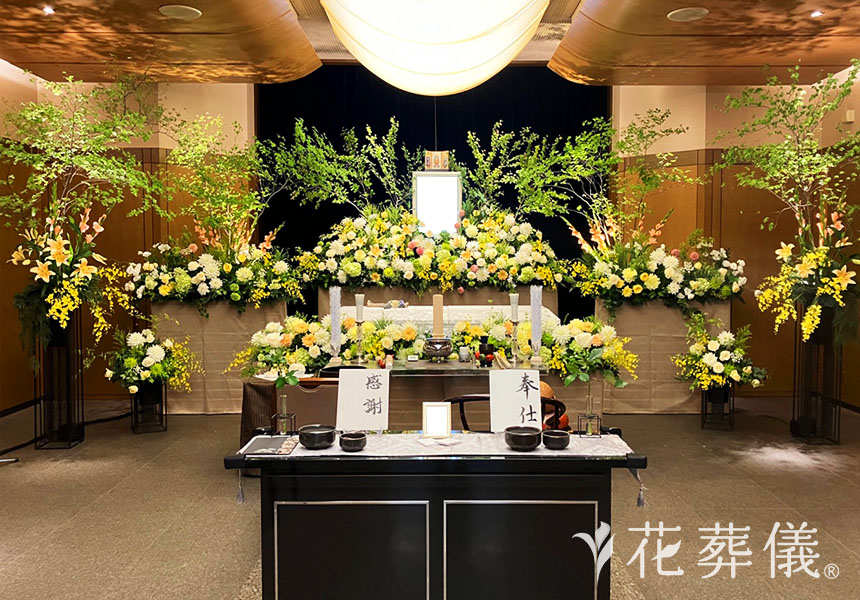 花祭壇の写真　ご自慢のお庭の空間をイメージして