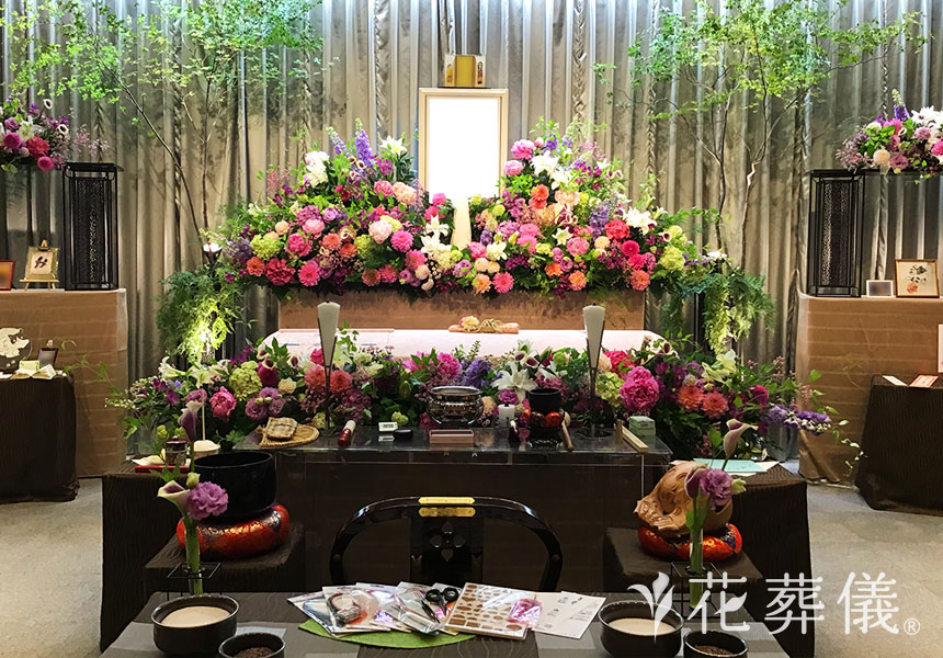 芍薬のようなあなたへの花祭壇