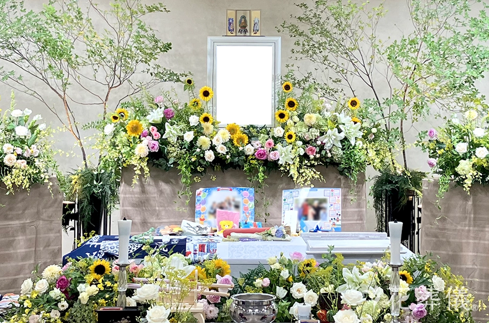 太陽のようにの花祭壇
