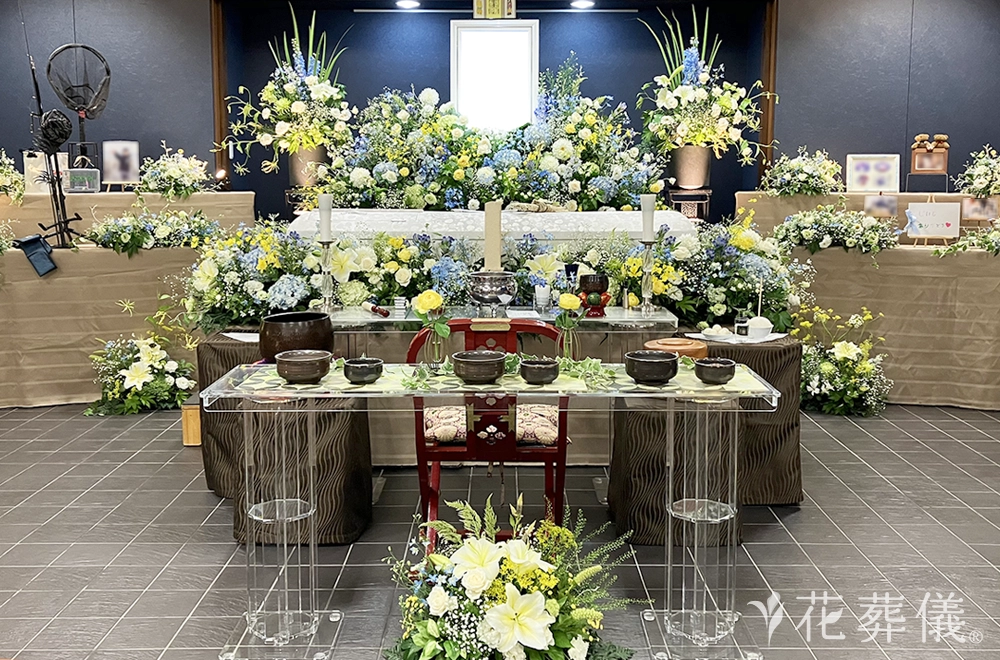 さざ波の花祭壇