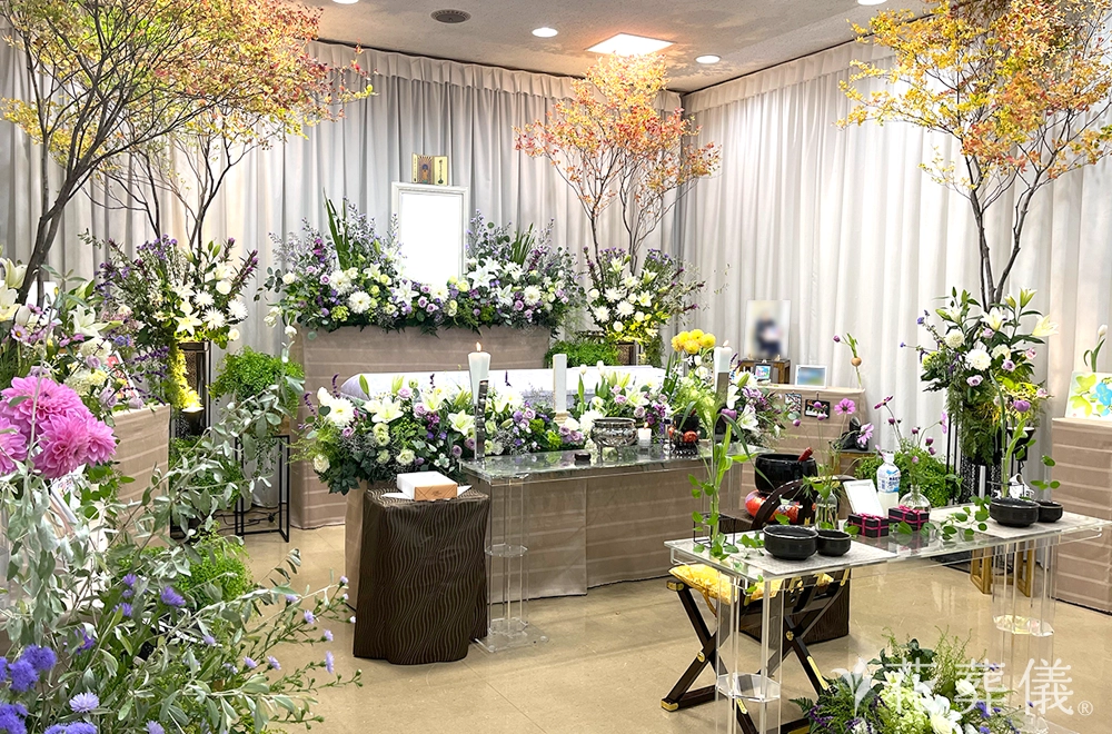 行きたいところへこれからもの花祭壇
