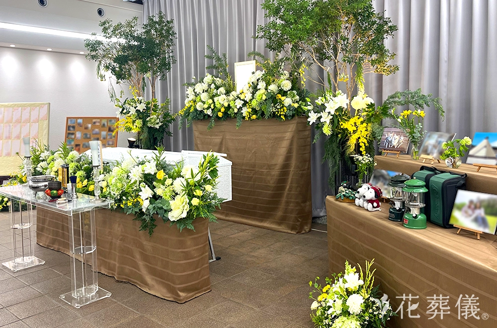 また行こうねの花祭壇