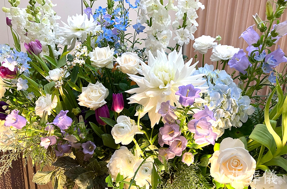 海の橋の花祭壇