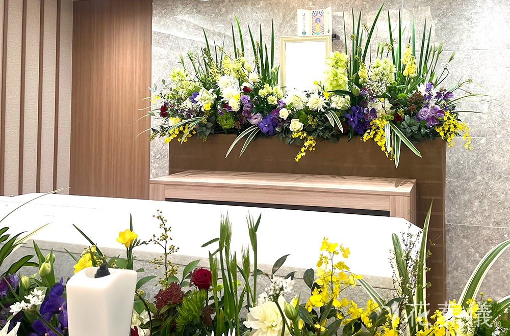 和モダンテイスト×JAZZの花祭壇