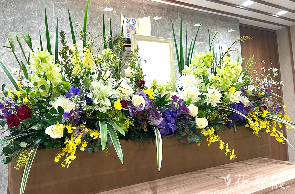 和モダンテイスト×JAZZの花祭壇