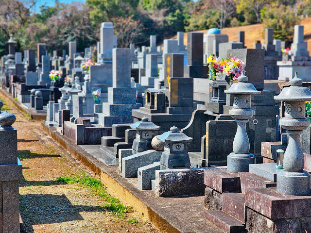 お盆の意味とは？お盆にお墓参りをする理由