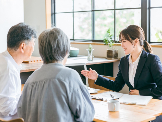 バラの色や種類を自由に組み合わせて