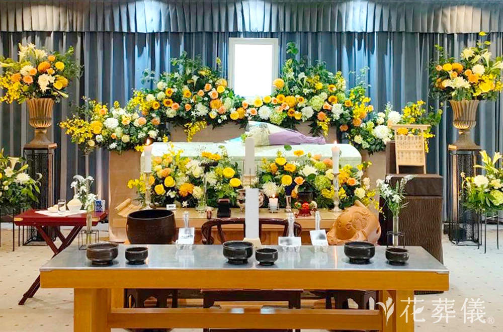 山登りの花祭壇