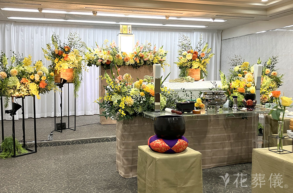 冬の虹の花祭壇