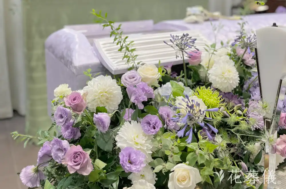 公園散歩の花祭壇