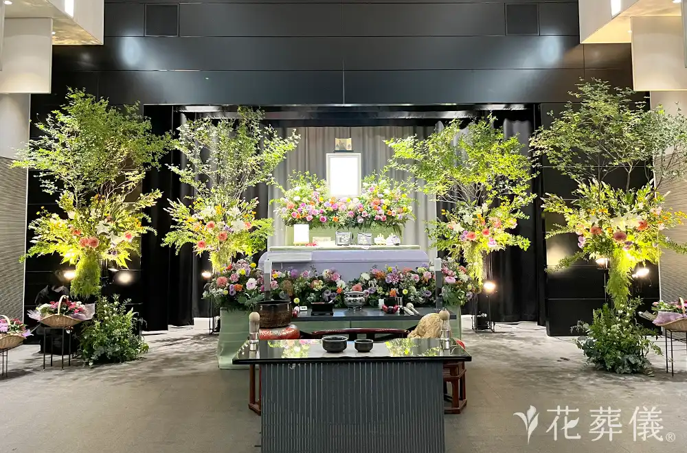 カッコいいお母さんの花祭壇