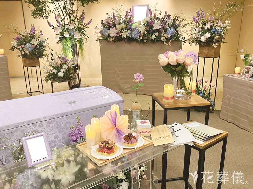 かわさき南部斎苑で葬儀を行ったお客様の祭壇写真03