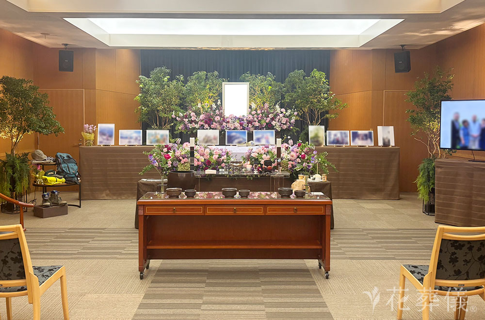 山とともに生きての花祭壇