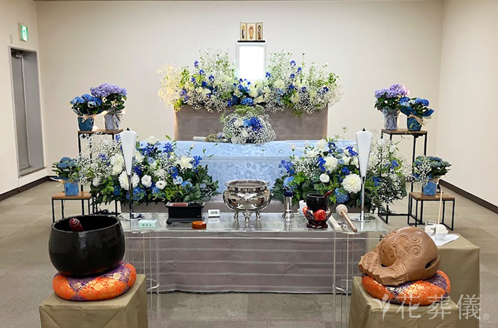 精霊の導きをの花祭壇