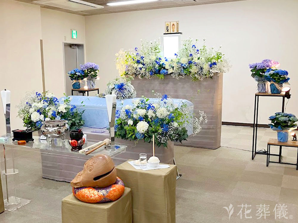 松戸市斎場で葬儀を行ったお客様の祭壇写真01