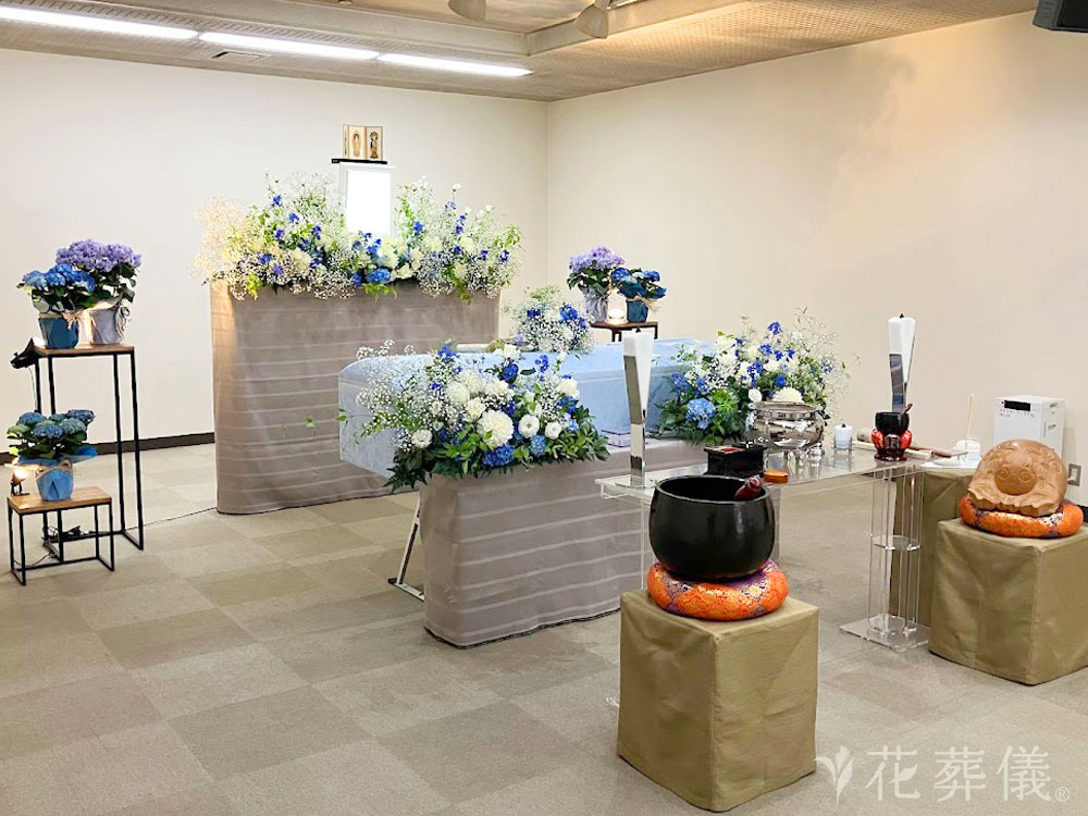 松戸市斎場で葬儀を行ったお客様の祭壇写真03