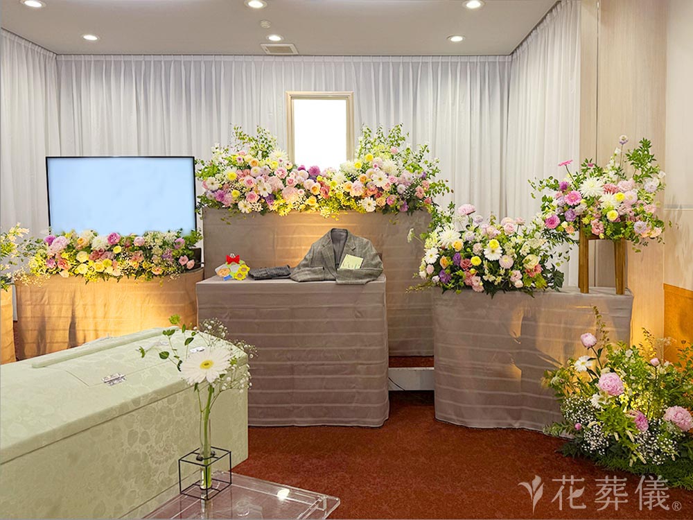 谷塚斎場で葬儀を行ったお客様の祭壇写真03