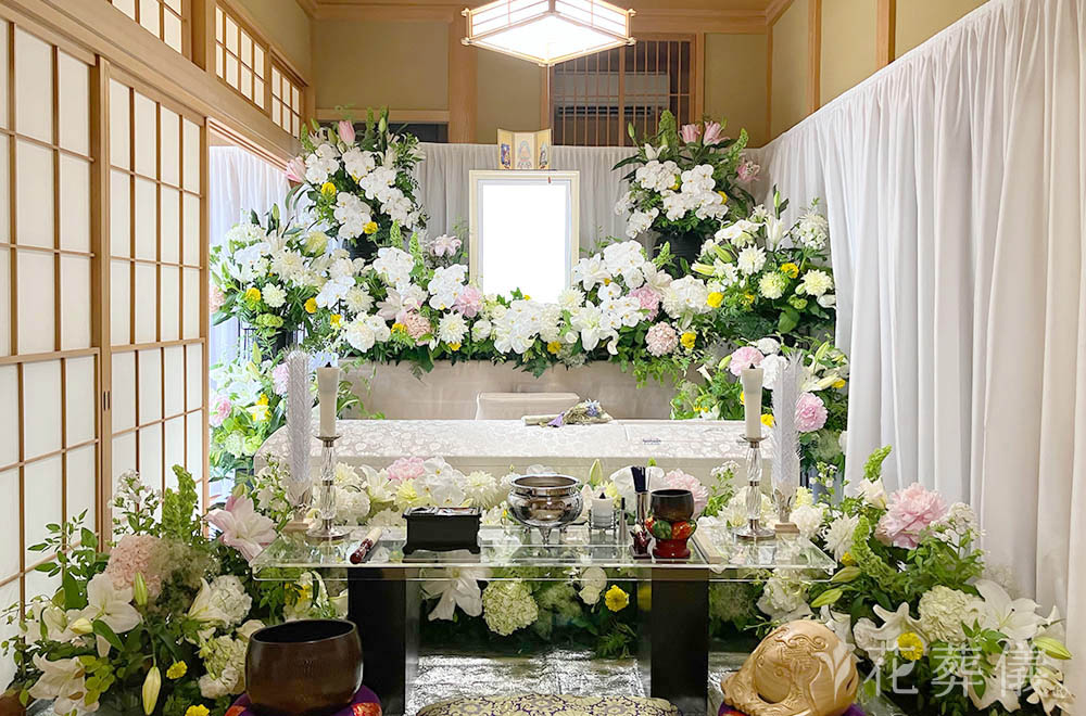 やすらぎの花祭壇