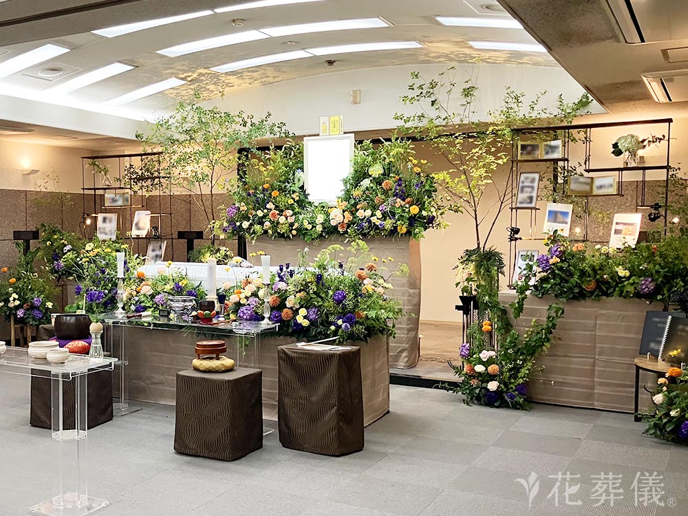 南多摩斎場で葬儀を行ったお客様の祭壇写真02