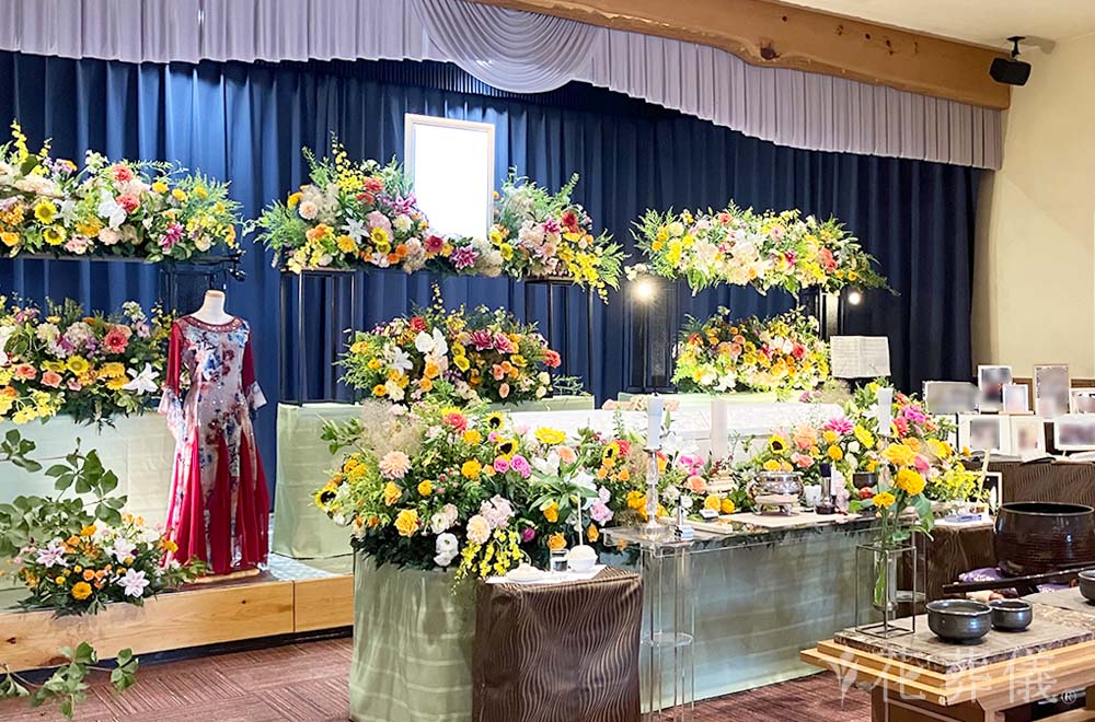 感謝の花道の花祭壇