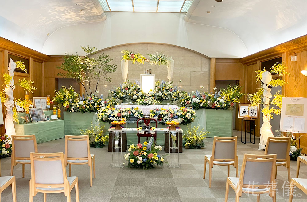 一緒に踊りましょうの花祭壇