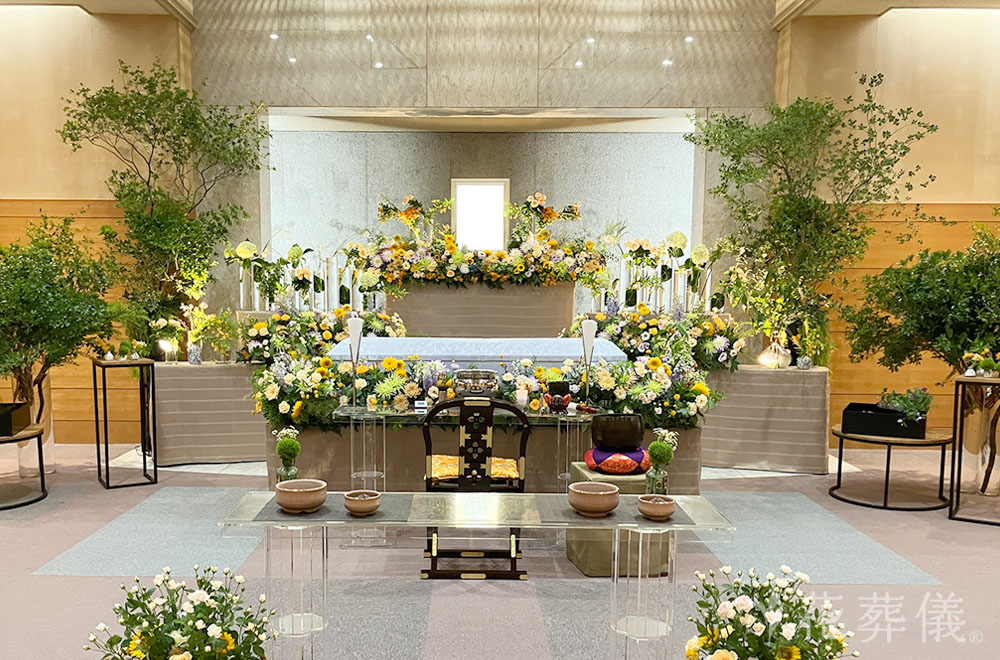 ハイキング～小川のせせらぎの花祭壇