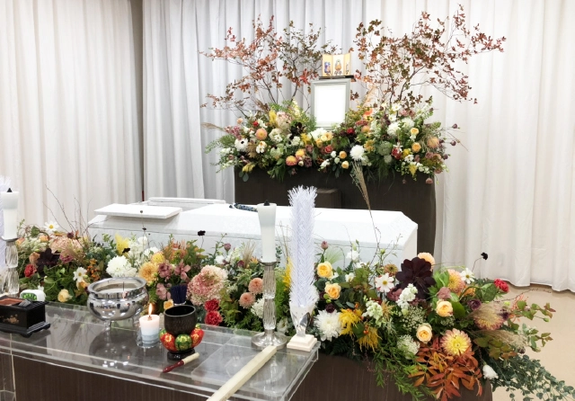 祭壇名：秋風