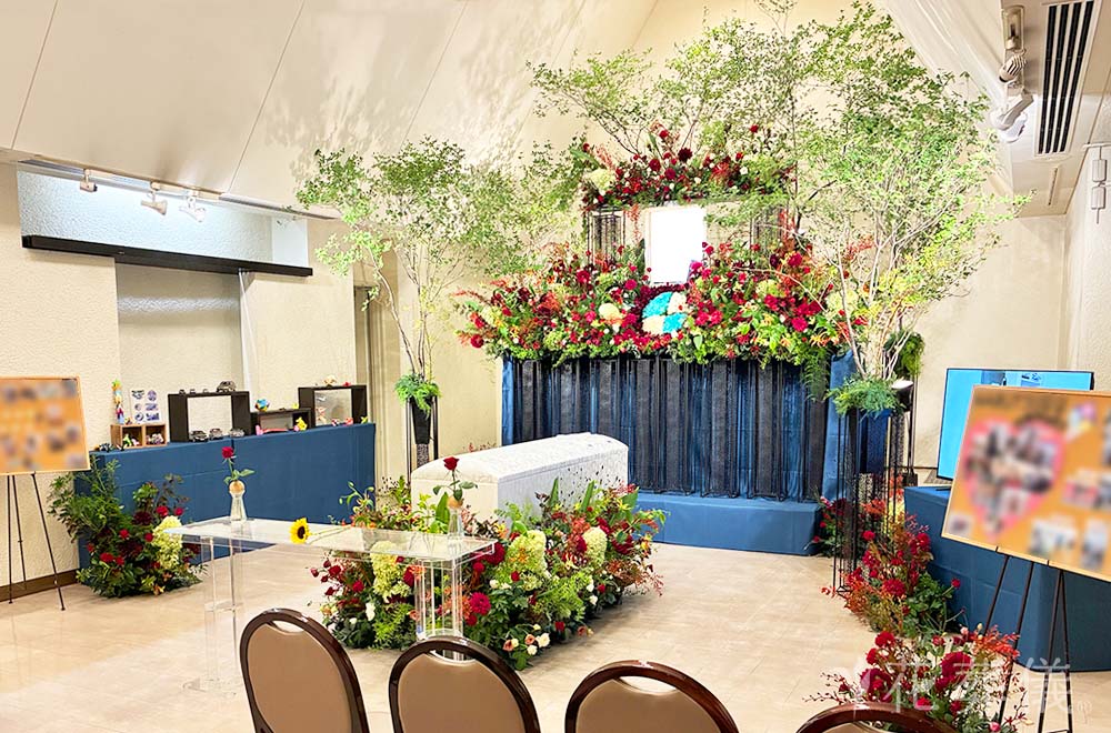 ＢＭＷキドニーグリル　の花祭壇