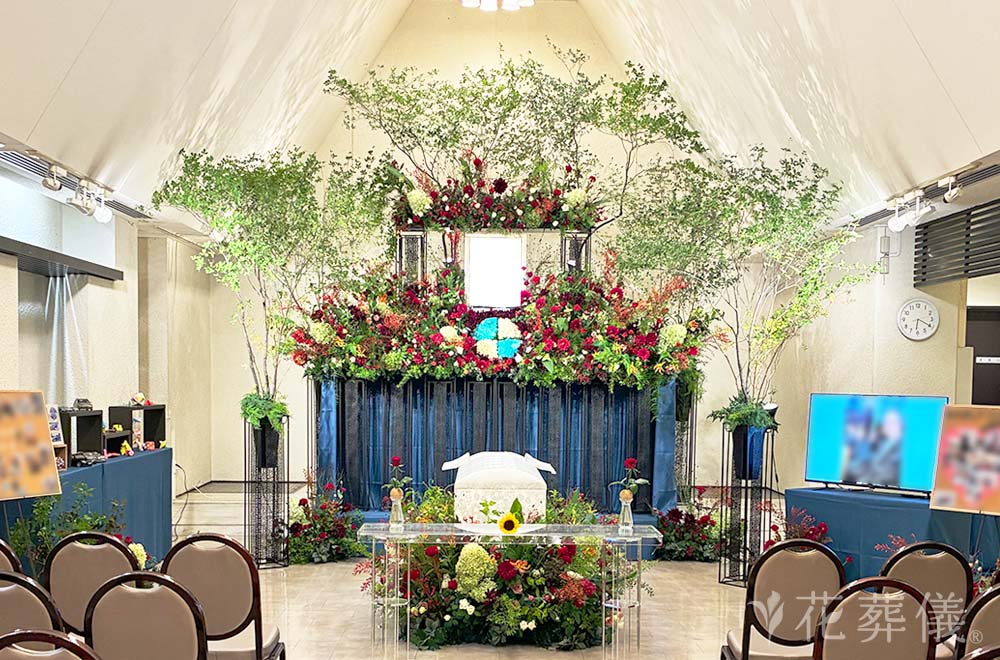 ＢＭＷキドニーグリル　の花祭壇