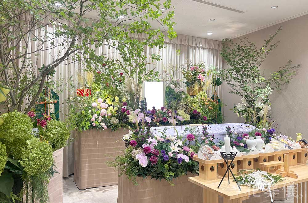 秋の訪れの花祭壇