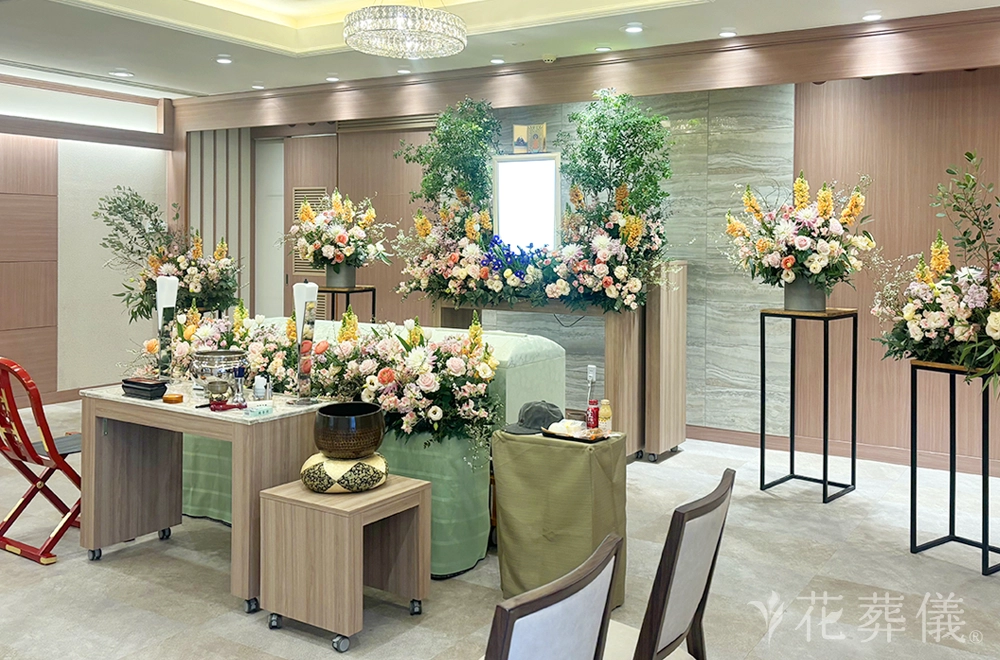 これからも共にの花祭壇