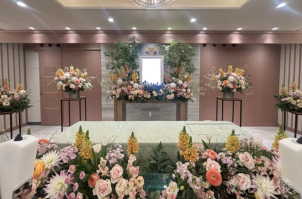 これからも共にの花祭壇