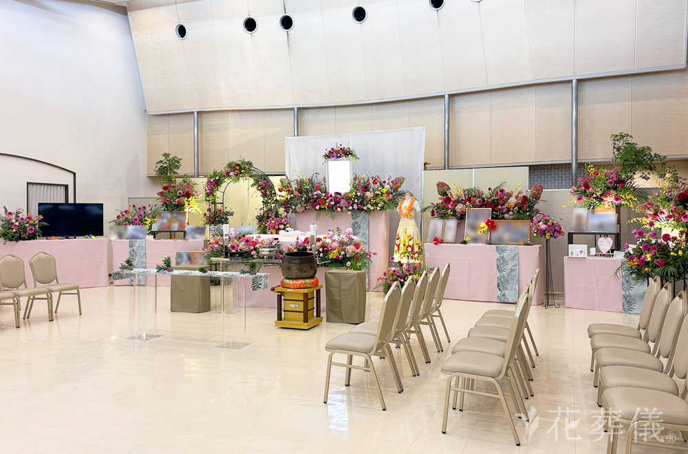 奇跡を信じての花祭壇