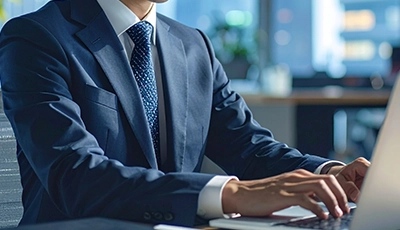 スーツのイメージ