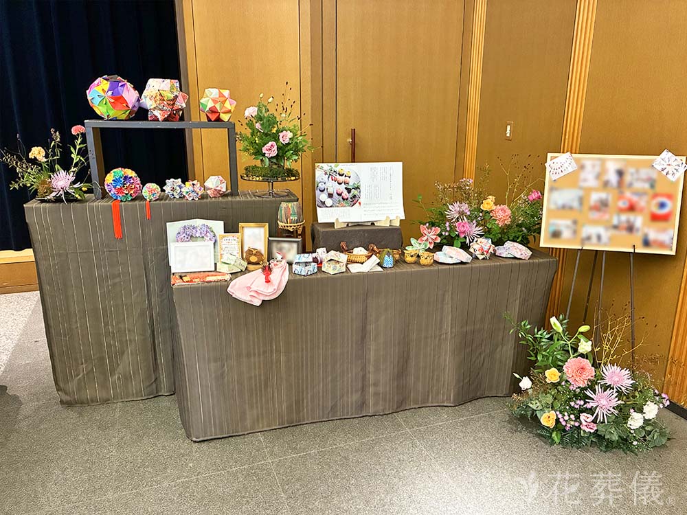 千葉市斎場で葬儀を行ったお客様の祭壇写真03