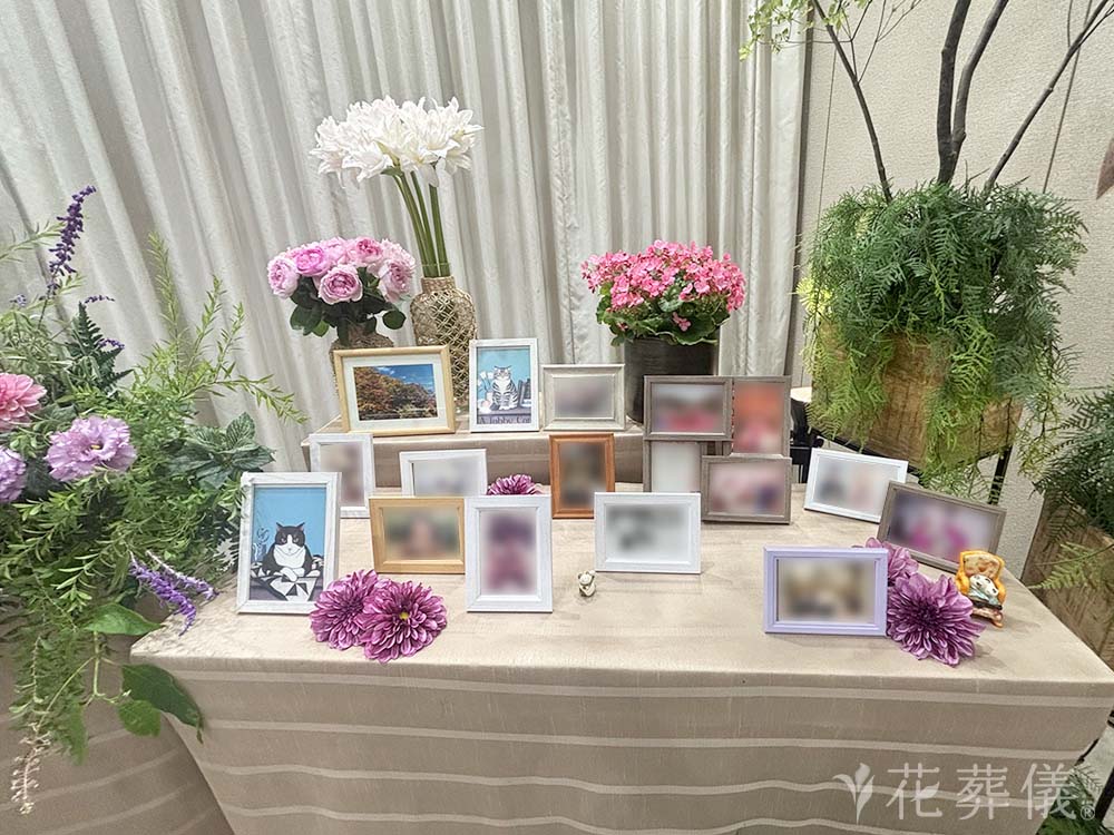 町屋斎場で葬儀を行ったお客様の祭壇写真03