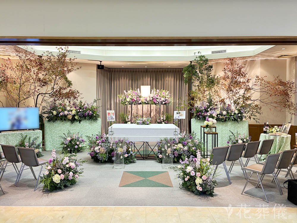 慈林薬師会館で葬儀を行ったお客様の祭壇写真01