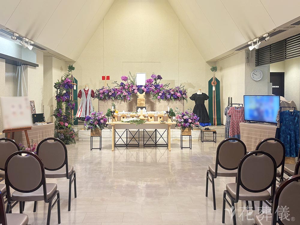 かわさき北部斎苑で葬儀を行ったお客様の祭壇写真02