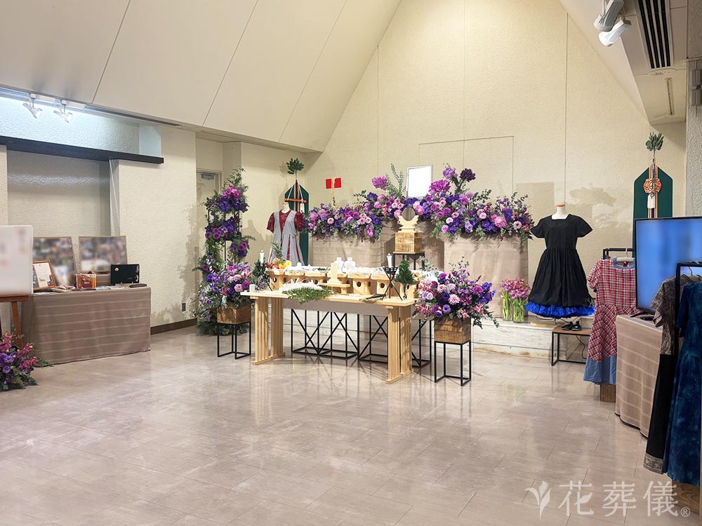 かわさき北部斎苑で葬儀を行ったお客様の祭壇写真03