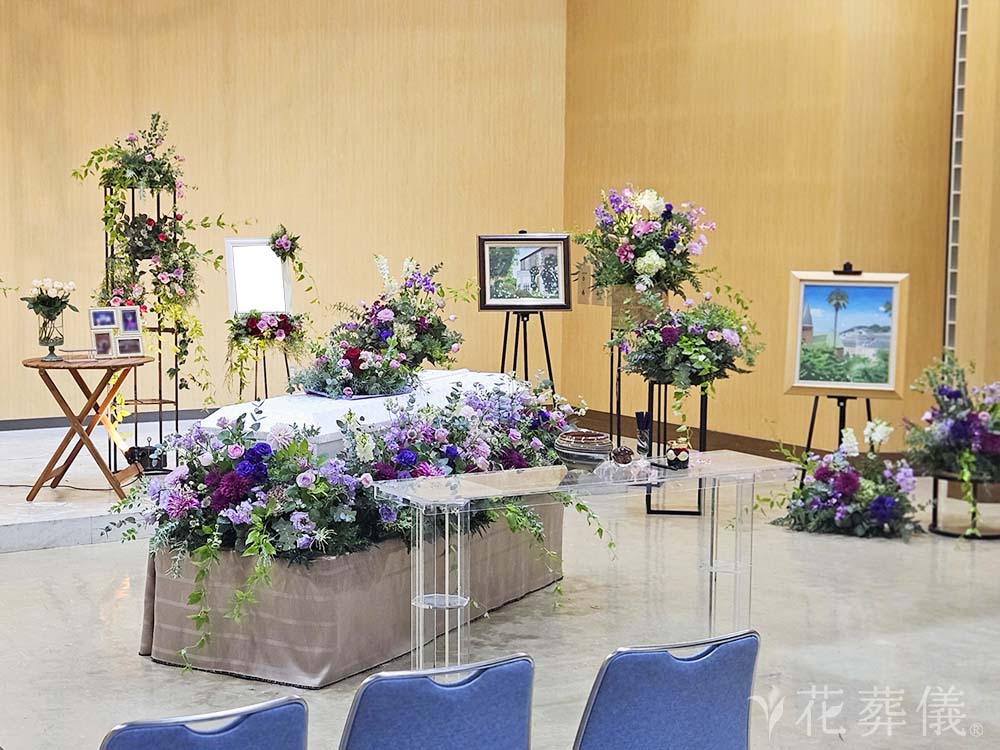 浦和斎場で葬儀を行ったお客様の祭壇写真03