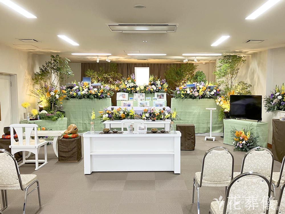 東松山斎場で葬儀を行ったお客様の祭壇写真02